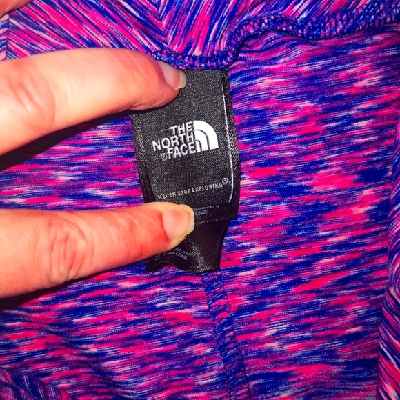 The North Face Ladies Pink/Purple Space Dye Wrap Skirt (Size Small) - Picture 10 of 11